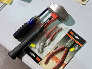 lot 547 image: Lot of (4) Hand Tools - Tekton 3-lb Drilling Hammer, MIT 6 Diagonal Pliers, MIT Slip Joint Pliers, Muti-bit Screwdriver