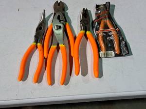 lot 568 image: Lot of (5) Hand Tools - Needlenose Pliers, Cutter, Diagonal Pliers, Slip Joint Pliers, Pliers