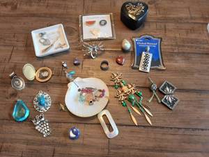 lot 16 image: Lot Of  Pins, Charms, Locket, Rings & Misc. Stones