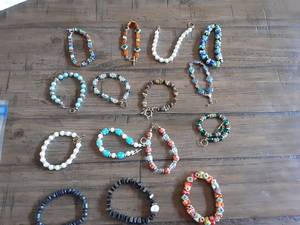 lot 22 image: 15-Hand Crafted Bracelets