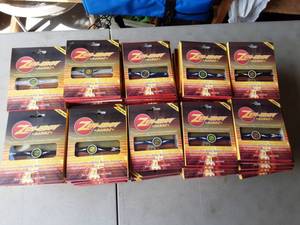 lot 29 image: 10 Dozen (120) Zen-ergy Bands Assorted Sizes