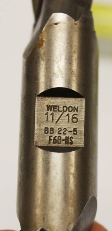 lot 29 image: Double End 1116 Square Multiple Flute End Mill