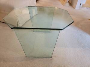 lot 27 image: Modern Tempered Glass Occassional Table