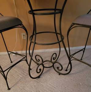 lot 7 image: High Top Scroll Leg Caf Table and 2 Chairs