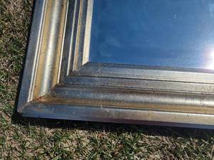 lot 76 image: Contemporary Mantel Mirror