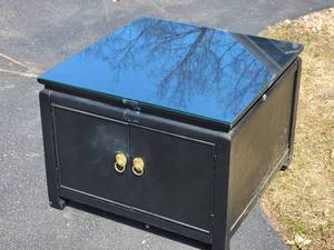 lot 79 image: Regency Contemporary Side Table