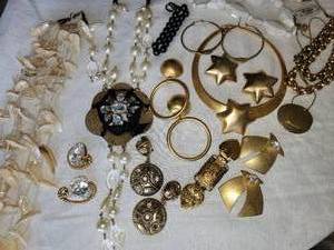 lot 105 image: Brilliant Goldtone and Bead Earrings  Necklaces Jewelry Wardrobe