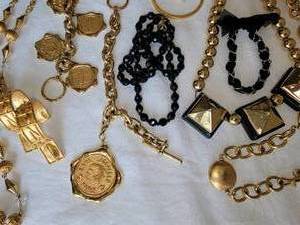 lot 109 image: Karl Lagerfeld plus Fabulous Fashion Jewelry Collection