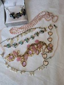 lot 113 image: Pretty Pastel Bead & Pearl Bracelets & Necklaces