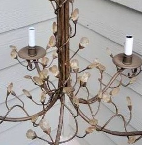 lot 88 image: Stylish Hanging Chandelier Light Fixture