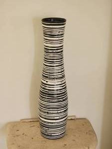 lot 84 image: Amazing Modern Fine Art Ceramic Vase