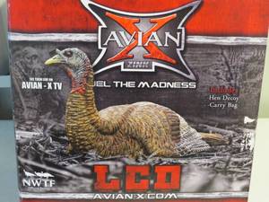 lot 16 image: Avian X Laydown Hen Decoy with Carry Bag