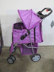lot 30 image: Foldable Pet Stroller For CatDogs Purple