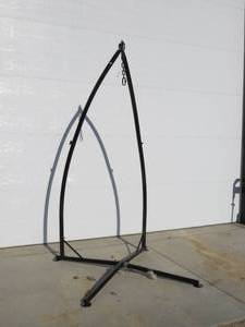 lot 40 image: Metal Hanging ChairHammock Stand