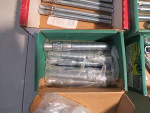 lot 66 image: Mixed Lot of Concrete Anchors
