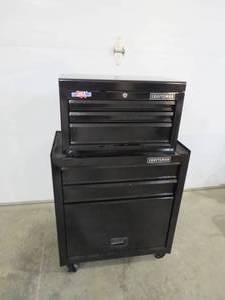 lot 1 image: New - CRAFTSMAN Tool Chest Combo, 26-Inch, 5 Drawer, Black  - CMST82763BK