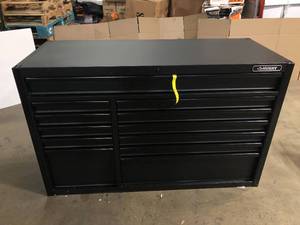 lot 5 image: HUSKY 56-INCH TOOL CABINET in Matte Black Heavy Duty  Customer Returns See Pictures