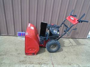 Craftsman 9 hp 28 snow blower. Used condition. Runs. Electric start works. Needs recoil rope fixed. As shown.