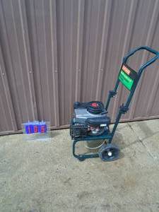 Craftsman 2000 psi pressure washer. Motor & pump only. As shown.