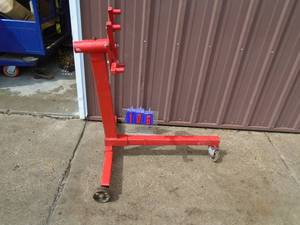 Engine stand. Looks lightly used. As shown.