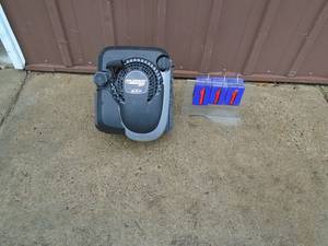 Murray 6 hp vertical shaft motor. Untested. As shown.