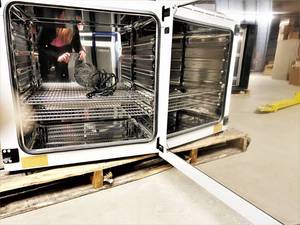 lot 12 image: WOW $2200 NEW German Made Binder  Model ED 115  Drying and heating chambers with gravity convection - Never Used & Has All Paperwork - Has Dents On Top - Does Not Effect Operation - Tested As Working