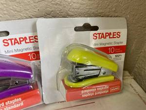 Mini Staples