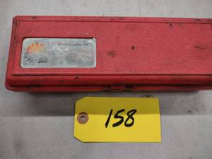 lot 158 image: Mac Screw Extractor Set...