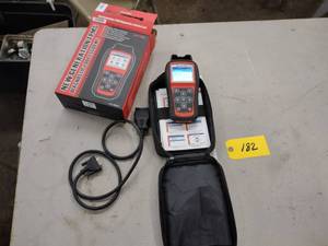 lot 182 image: Autel Maxi TPMS TS508WF Tool...
