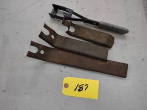 lot 187 image: Assorted Valve Spring Compressors...
