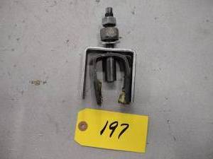 lot 197 image: GM Steering Wheel Tool...