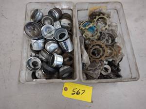 lot 567 image: Hub Parts...