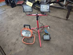 lot 593 image: Work Lights...