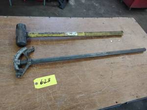 lot 623 image: 8 Sledge Hammer & Conduit Bender...