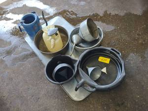 lot 639 image: Oil Drain Pans, Dispensers, & Funne...