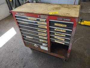 lot 648 image: Craftsman 14 Drawer Rolling Tool Ca...