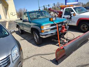 lot 2 image: 1996 Chevy Plow Truck