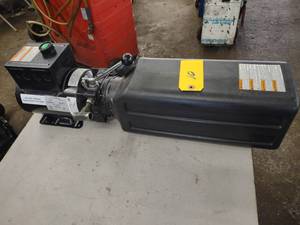 lot 10 image: Used Hydraulic Pump for Hoist, 2 hp...