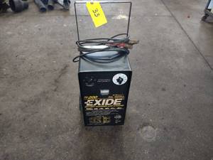 lot 33 image: Exide 612 Volt, 200 Amp Battery Ch...