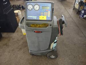 lot 19 image: Cooltech 34788 Refrigerant Recovery...