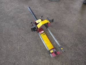 lot 37 image: Branick MST-580 Strut Compressor...