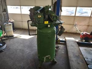 lot 15 image: Sully 5 hp. Air Compressor, 208-230...