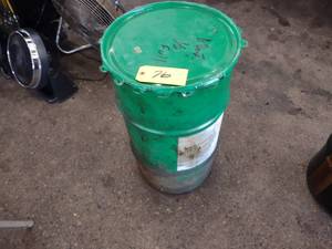 lot 76 image: Castrol Grease, 12 Full...