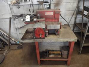 lot 78 image: Accu-Turn 8922 Brake Lathe with Acc...