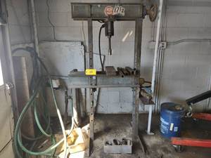 lot 83 image: OTC Hydraulic H-Frame Press, 17.5 T...