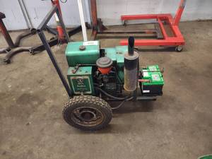 lot 450 image: Onan Porta-Start Generator, 1.25 KW...