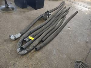 lot 451 image: Exhaust Hoses...