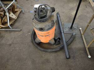 lot 477 image: Shop Vac, 12 Gallon...
