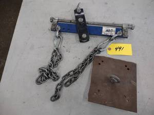 lot 491 image: Engine Lifting Fixture & Lifting Pl...