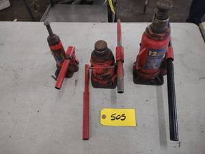 lot 505 image: (3) Bottle Jacks...